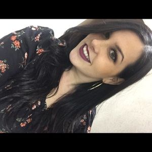 Meet your Posher, Abigail